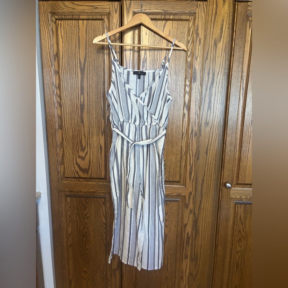 Derek Heart White and Navy Striped Sleeveless cropped Jumpsuit
